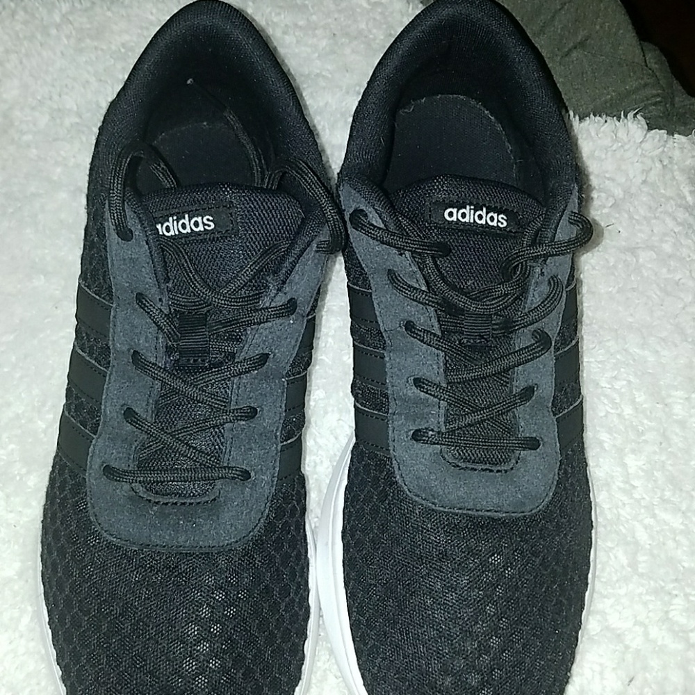 Women's ADIDAS comfort sneakers sz 9.5